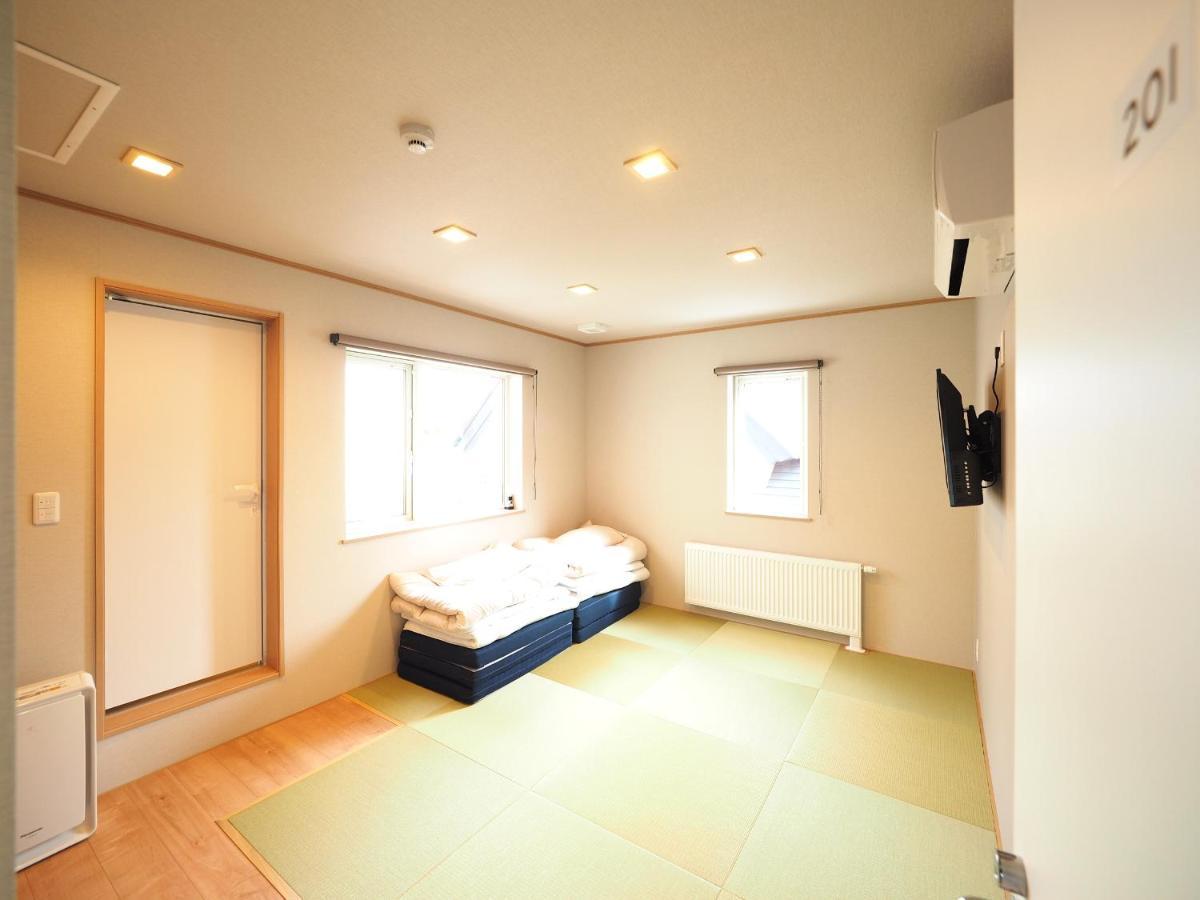 Family Tree Guest House Sapporo Exterior foto